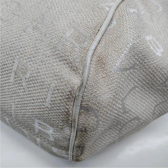 Bvlgari Mania Cream Signature Drawstring Shoulder Tote Bag (BVXX050) - Picture 5 of 9